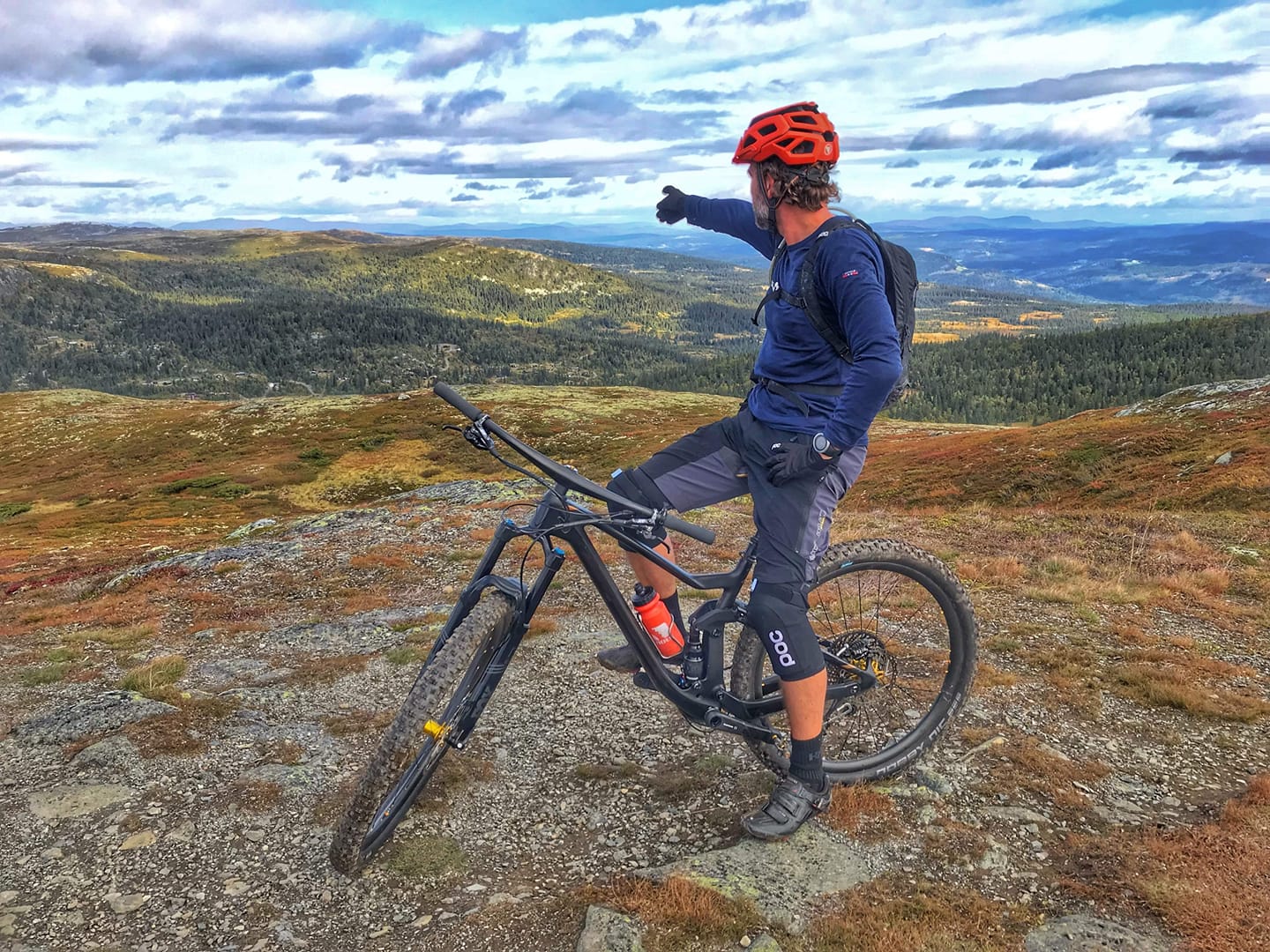 80781628 2394367240825547 1446677837221199872 O